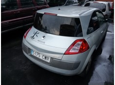 renault megane ii berlina 3p del año 2004 2