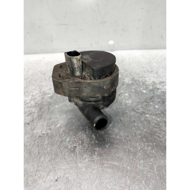 Recambio de bomba agua para mercedes clase gl (x164) 420 cdi 4-matic (164.828) referencia OEM IAM 0277589  