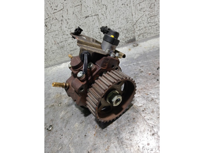 Recambio de bomba inyeccion para peugeot 207 x-line referencia OEM IAM 0445010102 96563000380 