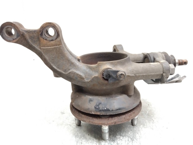 Recambio de mangueta delantera derecha para hyundai i30 1.6 crdi cat referencia OEM IAM   