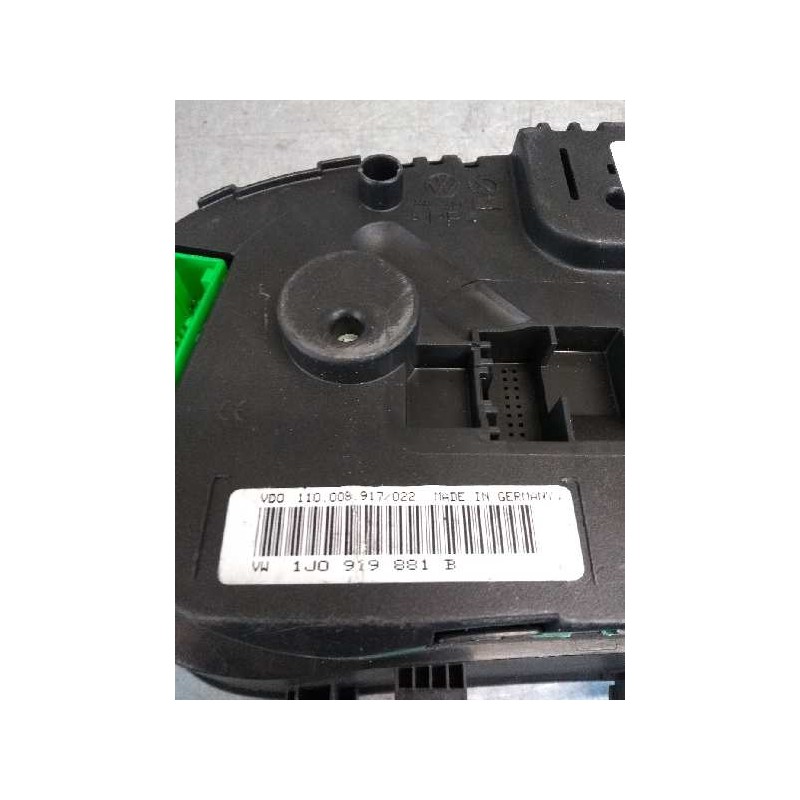 Recambio de cuadro instrumentos para volkswagen bora berlina (1j2) 2.3 v5 cat (agz) referencia OEM IAM 1J0919881B 110008917022 