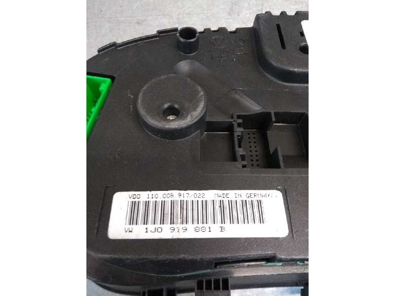 Recambio de cuadro instrumentos para volkswagen bora berlina (1j2) 2.3 v5 cat (agz) referencia OEM IAM 1J0919881B 110008917022 
