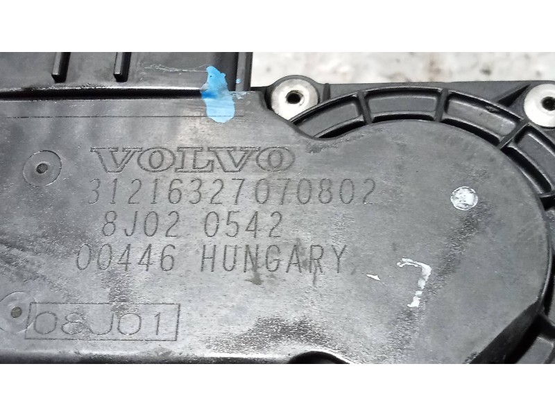 Recambio de caja mariposa para volvo v50 familiar 2.4 kinetic referencia OEM IAM 8J020542  