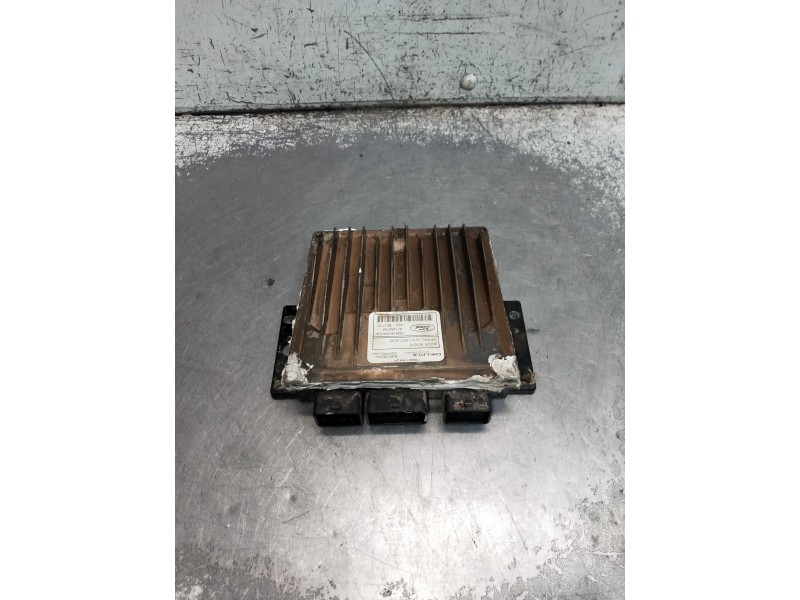 Recambio de centralita motor uce para ford focus berlina (cak) trend referencia OEM IAM 80927E  