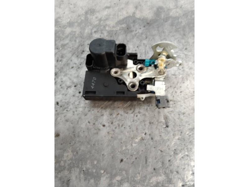 Recambio de motor cierre centralizado delantero derecho para opel karl edition referencia OEM IAM   