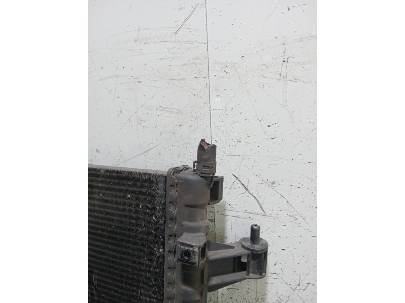 Recambio de radiador agua para opel corsa c cosmo referencia OEM IAM 8038845  