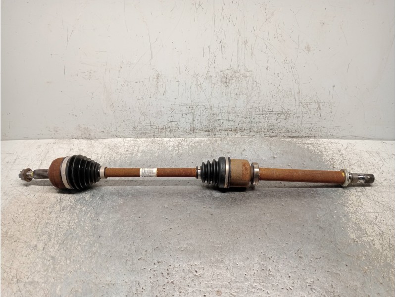 Recambio de transmision delantera derecha para renault megane iii berlina 5 p referencia OEM IAM 8200725502  