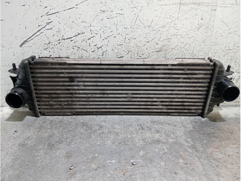 Recambio de intercooler para nissan primastar (x83) caja cerrada batalla corta 2,76t referencia OEM IAM 7700312903G 91166035 