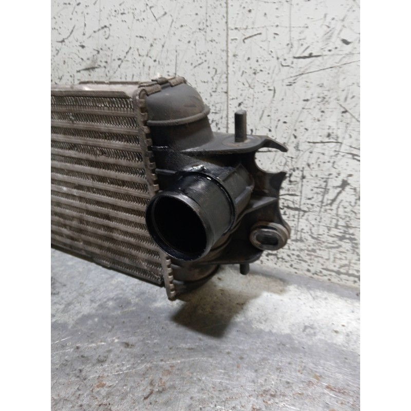 Recambio de intercooler para nissan primastar (x83) caja cerrada batalla corta 2,76t referencia OEM IAM 7700312903G 91166035 