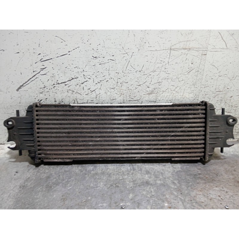 Recambio de intercooler para nissan primastar (x83) caja cerrada batalla corta 2,76t referencia OEM IAM 7700312903G 91166035 