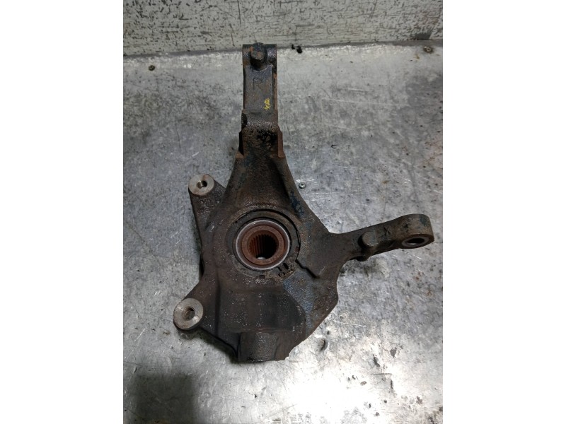 Recambio de mangueta delantera derecha para nissan primastar (x83) caja cerrada batalla corta 2,76t referencia OEM IAM   
