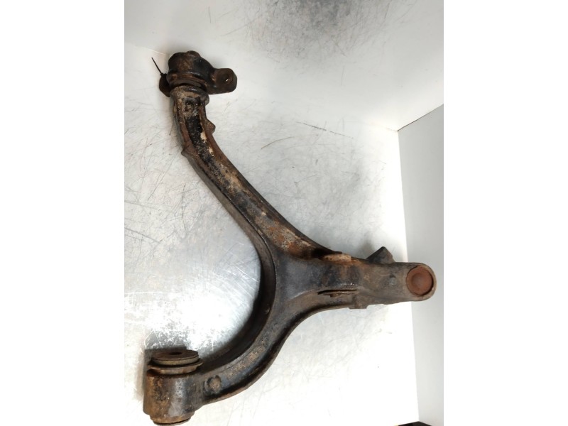 Recambio de brazo suspension inferior delantero izquierdo para jeep gr. cherokee (wh) 3.0 crd cat referencia OEM IAM   