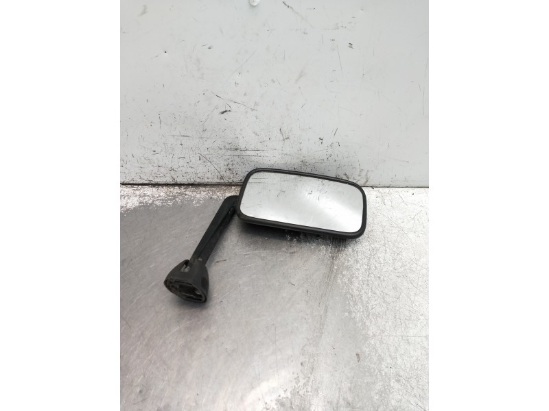 Recambio de retrovisor derecho para renault master referencia OEM IAM   