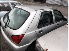 ford fiesta berlina del año 1999 2