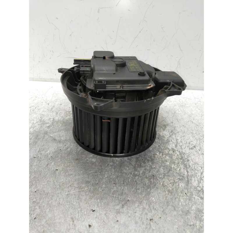 Recambio de motor calefaccion para mercedes clase gl (x164) 420 cdi 4-matic (164.828) referencia OEM IAM 7737080701 982602K010 A