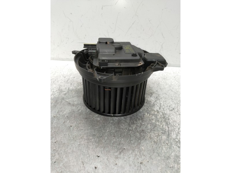 Recambio de motor calefaccion para mercedes clase gl (x164) 420 cdi 4-matic (164.828) referencia OEM IAM 7737080701 982602K010 A