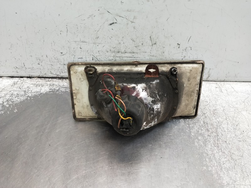Recambio de faro derecho para renault master referencia OEM IAM   