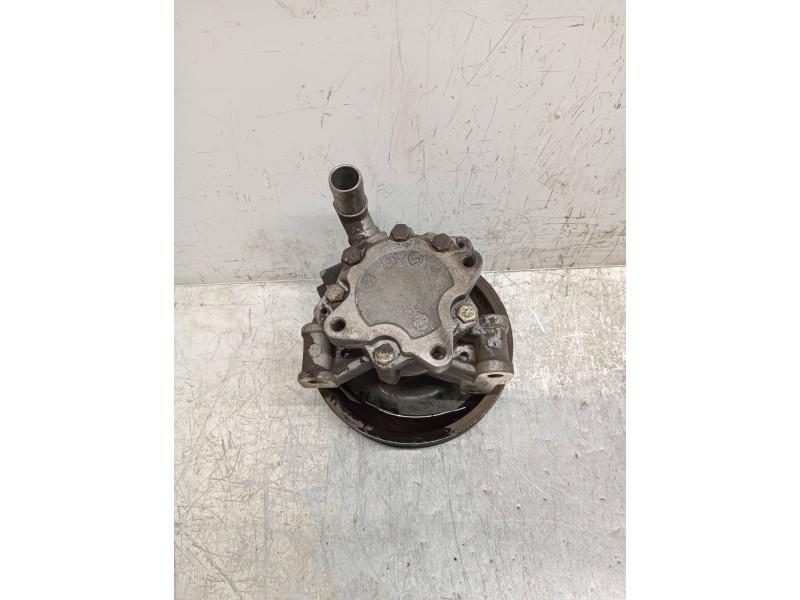 Recambio de bomba direccion para mercedes vito (w638) combi 112 cdi (638.194) referencia OEM IAM   