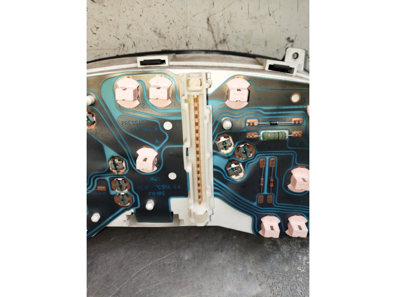 Recambio de cuadro instrumentos para ford transit caja cerrada, media (fy) (2000 =>) ft 330 2.4 express-line referencia OEM IAM 