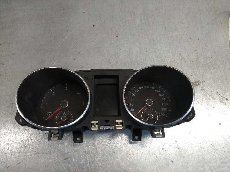 Recambio de cuadro instrumentos para volkswagen golf vi (5k1) 1.6 tdi dpf referencia OEM IAM 5K0920870G  