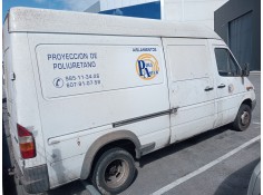 mercedes sprinter 02.00  caja cerrada del año 2001 2