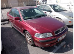 volvo s40 berlina del año 2002