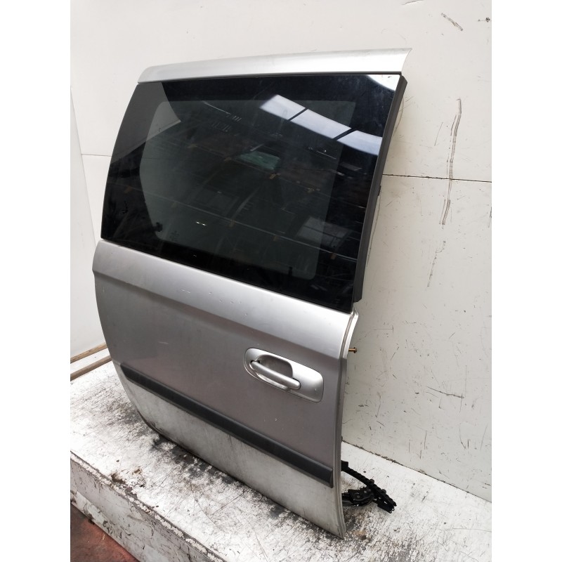 Recambio de puerta lateral corredera derecha para chrysler voyager (rg) 2.5 crd lx referencia OEM IAM   