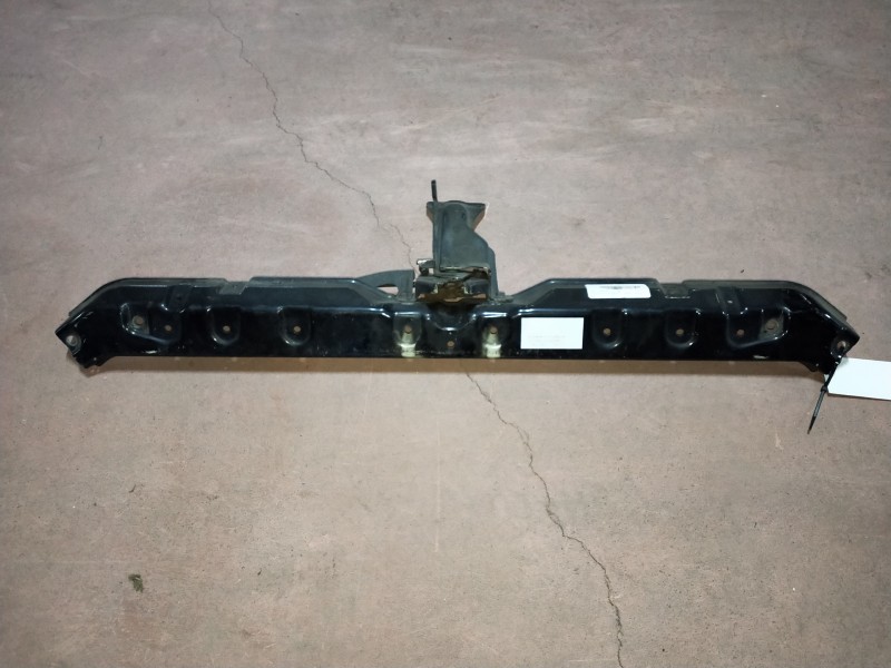 Recambio de panel frontal para kia sorento 2.5 crdi ex referencia OEM IAM   