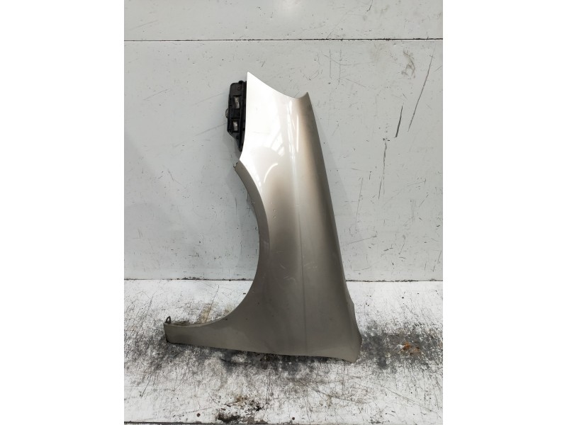 Recambio de aleta delantera izquierda para volkswagen jetta (1k2) advance referencia OEM IAM   