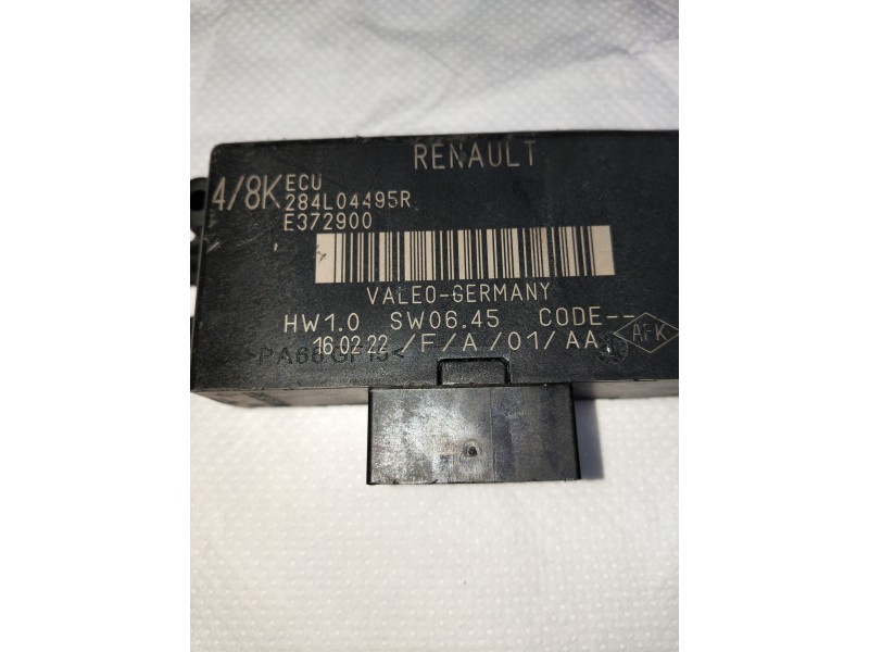 Recambio de modulo electronico para renault zoe referencia OEM IAM 284L04495R  