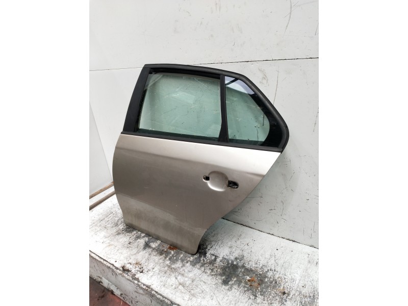 Recambio de puerta trasera izquierda para volkswagen jetta (1k2) advance referencia OEM IAM   4P
