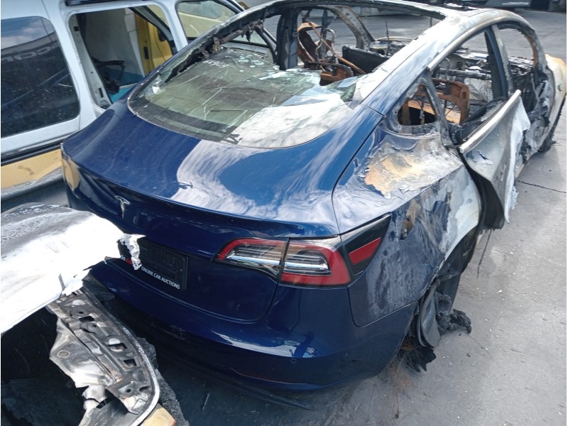 tesla model 3 del año 2020