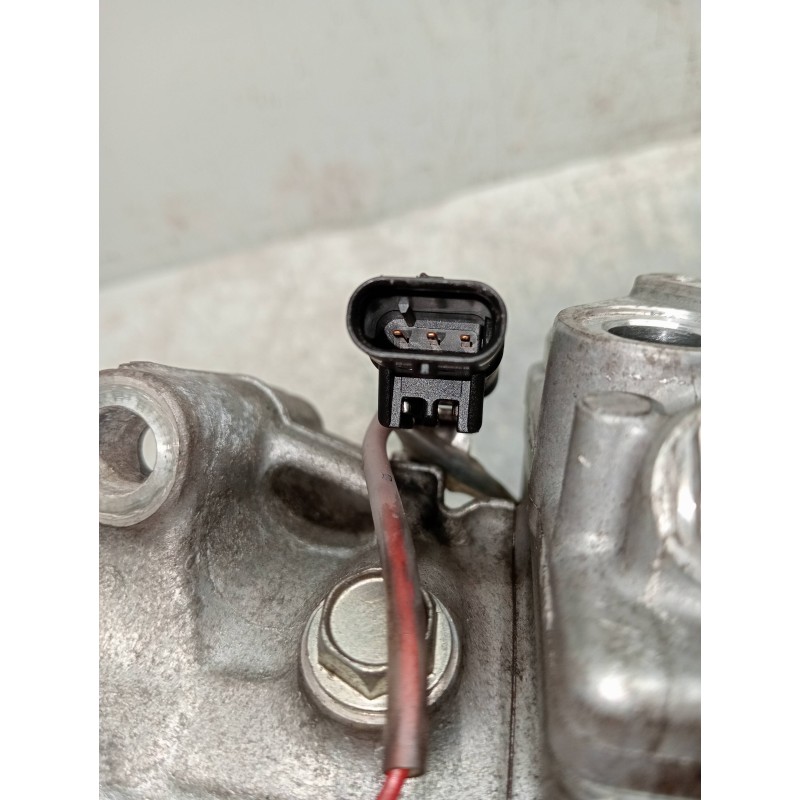 Recambio de compresor aire acondicionado para mercedes clase c (w205) lim. c 220 cdi bluetec (205.004) referencia OEM IAM A00083