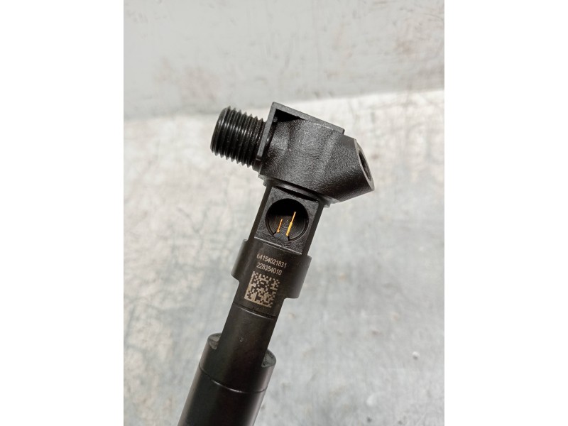Recambio de inyector para mercedes clase c (w205) lim. c 220 cdi bluetec (205.004) referencia OEM IAM A6510703287 28308779 DELPH