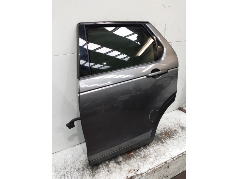 Recambio de puerta trasera izquierda para land rover discovery sport s referencia OEM IAM   5P