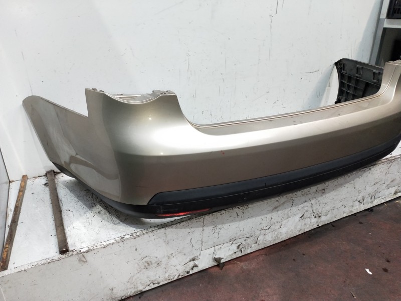 Recambio de paragolpes trasero para volkswagen jetta (1k2) advance referencia OEM IAM   