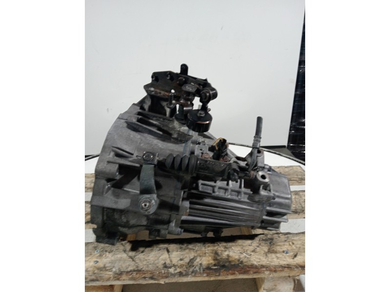 Recambio de caja cambios para hyundai getz (tb) 1.1 básico referencia OEM IAM H61773 001965 5V