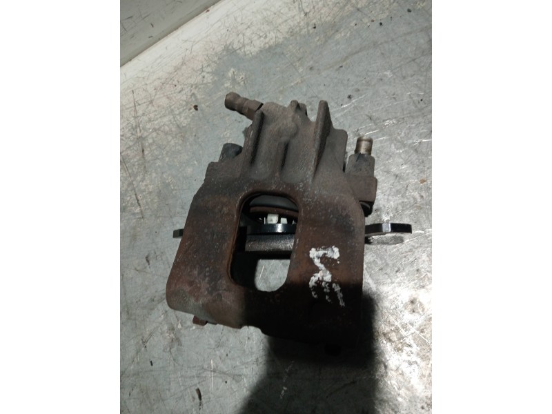 Recambio de pinza freno delantera derecha para ford focus berlina (cak) ghia referencia OEM IAM 8017  