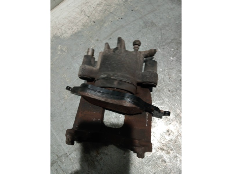 Recambio de pinza freno delantera derecha para ford focus berlina (cak) ghia referencia OEM IAM 8017  