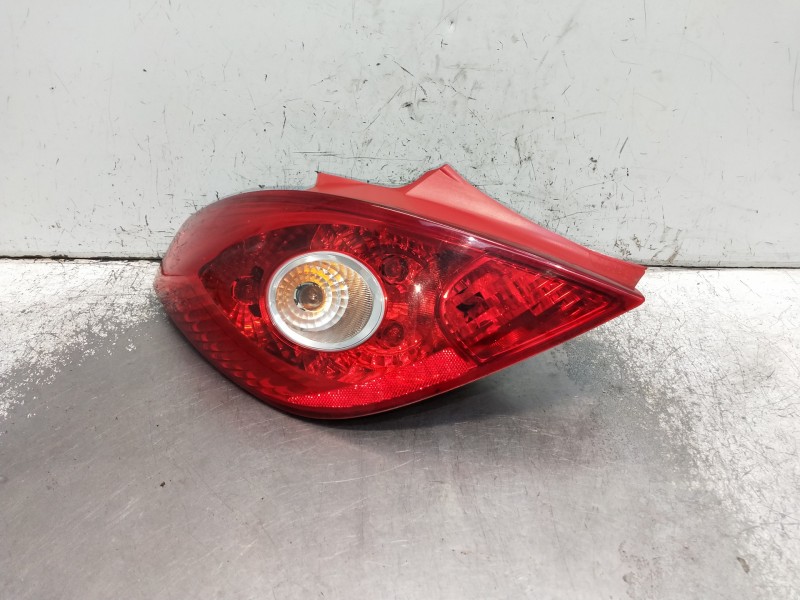 Recambio de piloto trasero izquierdo para opel corsa d cmon referencia OEM IAM 13186350 89038960A 