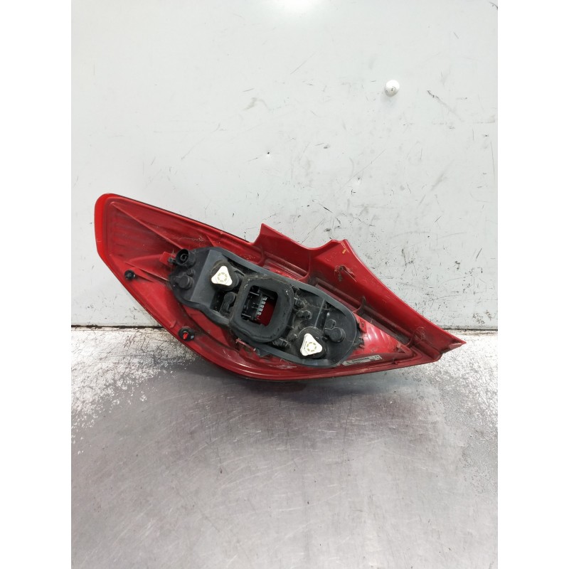 Recambio de piloto trasero derecho para opel corsa d cmon referencia OEM IAM 13186351 89038961A 