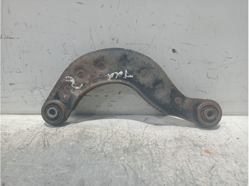 Recambio de brazo suspension superior trasero izquierdo para mazda 3 berlina (bk) 1.6 16v cat referencia OEM IAM   