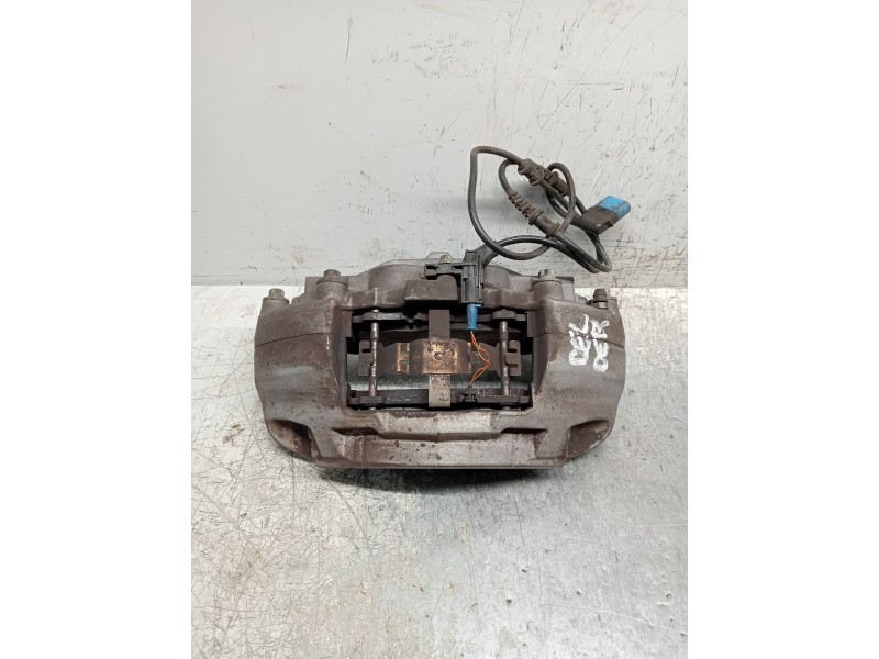 Recambio de pinza freno delantera derecha para mercedes clase c (w205) lim. c 220 cdi bluetec (205.004) referencia OEM IAM   
