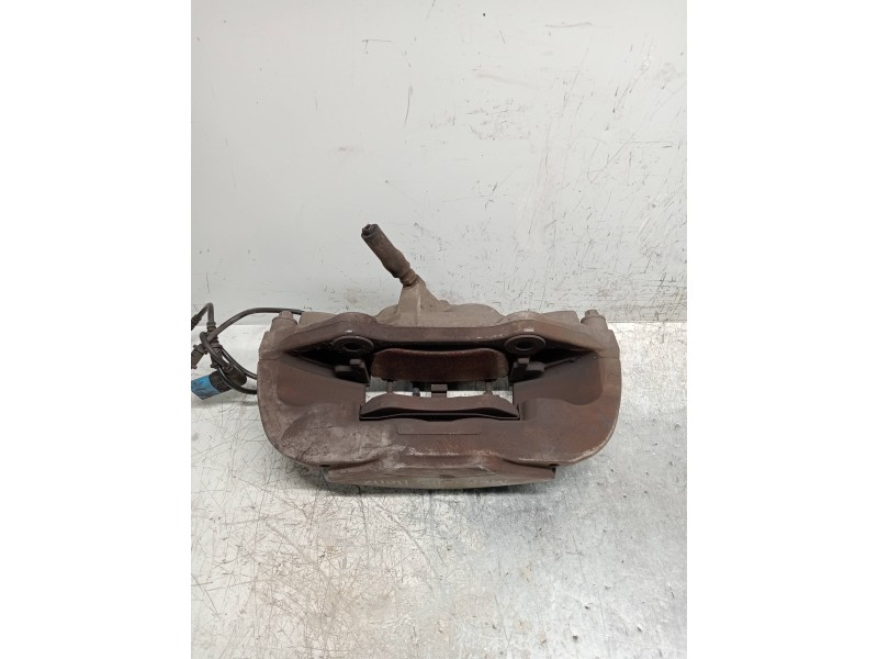 Recambio de pinza freno delantera derecha para mercedes clase c (w205) lim. c 220 cdi bluetec (205.004) referencia OEM IAM   