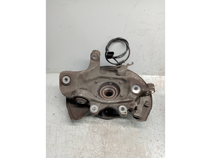 Recambio de mangueta trasera derecha para mercedes clase c (w205) lim. c 220 cdi bluetec (205.004) referencia OEM IAM   