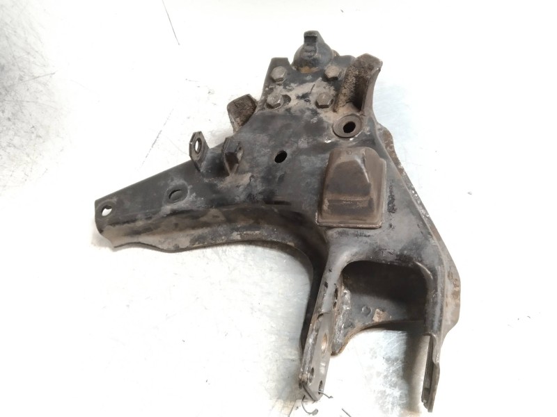 Recambio de brazo suspension inferior delantero izquierdo para nissan terrano/terrano.ii (r20) lx (3-ptas.) referencia OEM IAM  