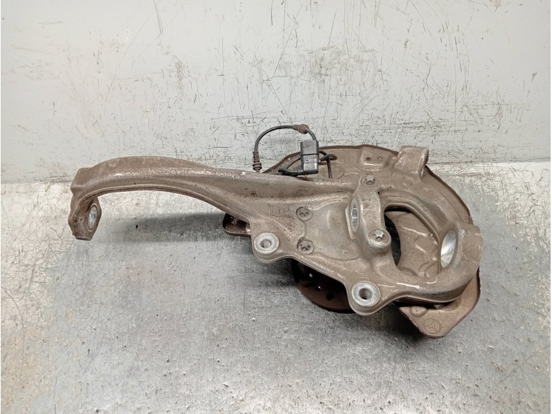 Recambio de mangueta delantera izquierda para mercedes clase c (w205) lim. c 220 cdi bluetec (205.004) referencia OEM IAM   