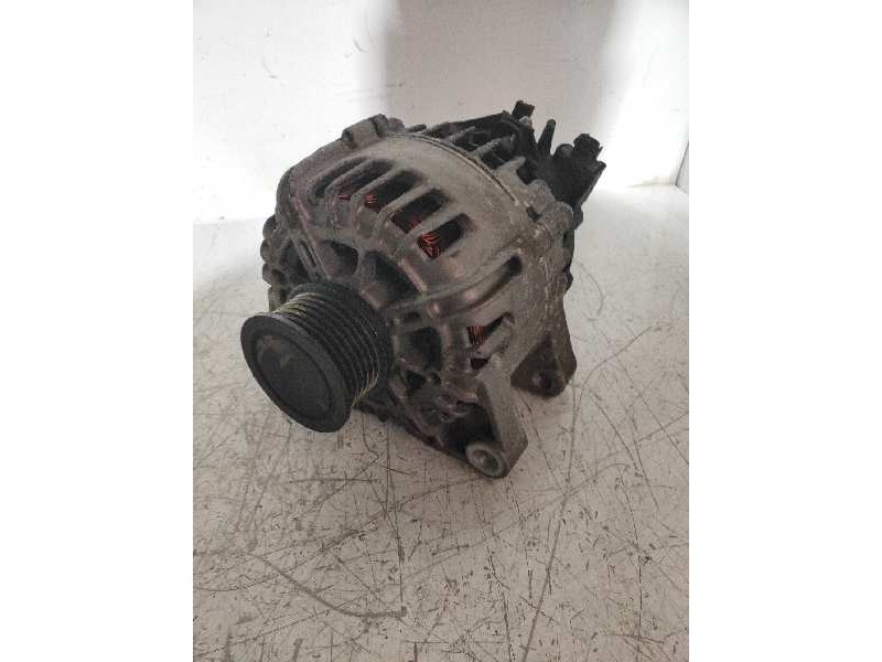 Recambio de alternador para ford fiesta (ccn) black edition referencia OEM IAM AV6N10300DC 115097987 TG12C122 120 AMPERIOS