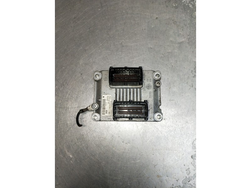 Recambio de centralita motor uce para opel corsa d cmon referencia OEM IAM   