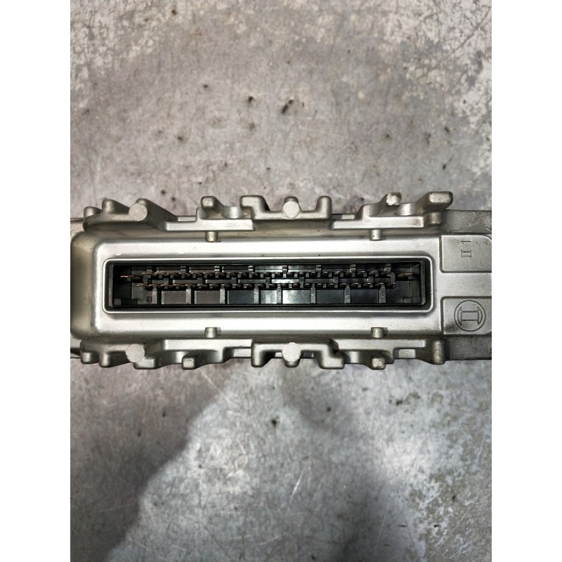 Recambio de centralita motor uce para volkswagen golf iii berlina (1h1) gl referencia OEM IAM 0261203184 8A0907311H 